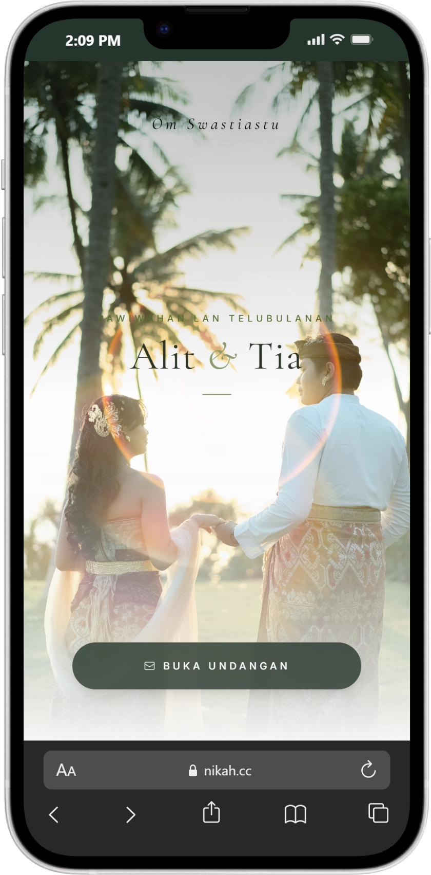 Undangan pernikahan online Alit & Tia bertema Bali